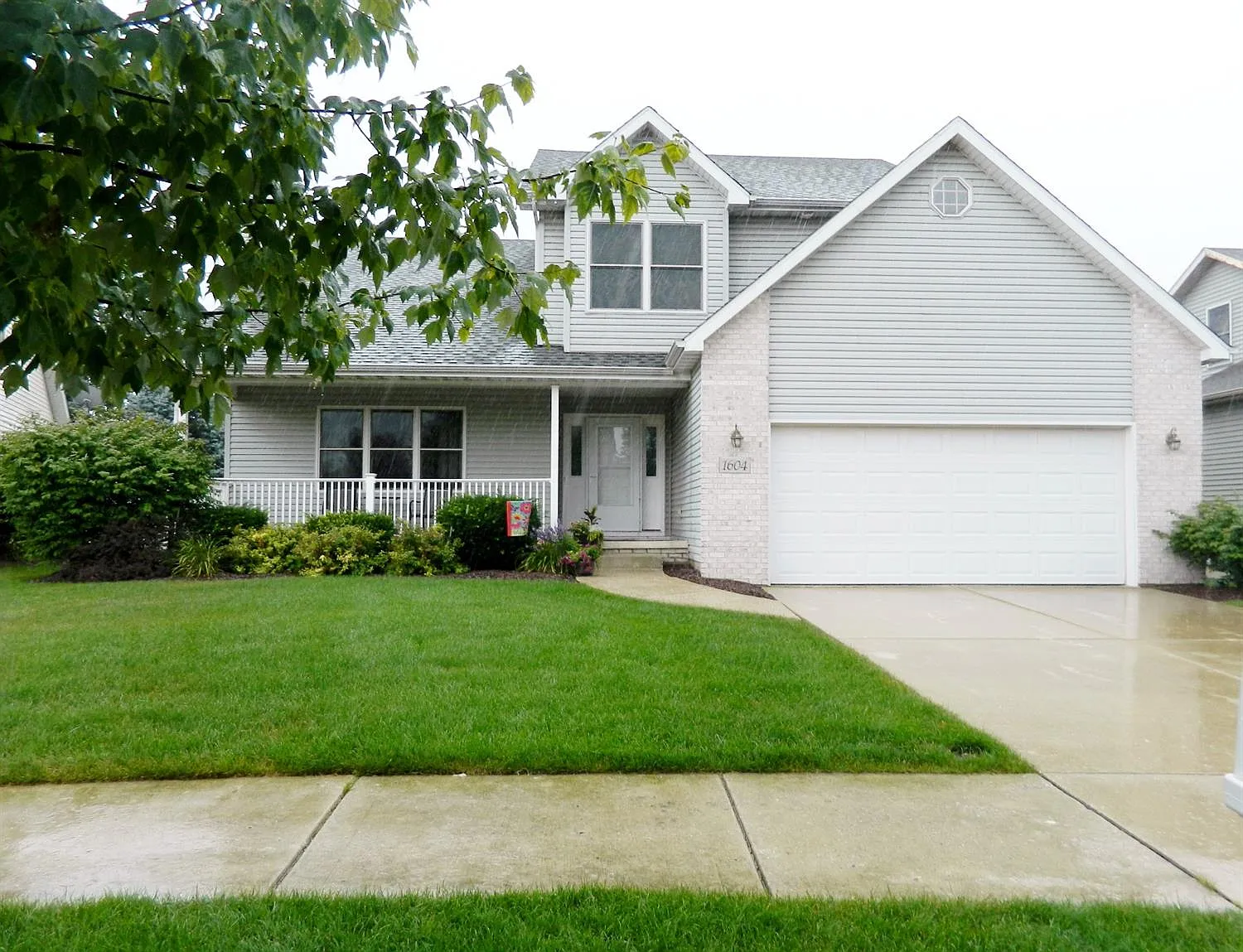 1604 Edith Way photo 1
