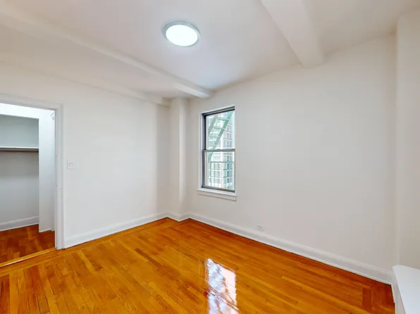 301 East 38th Street image 9 of 25