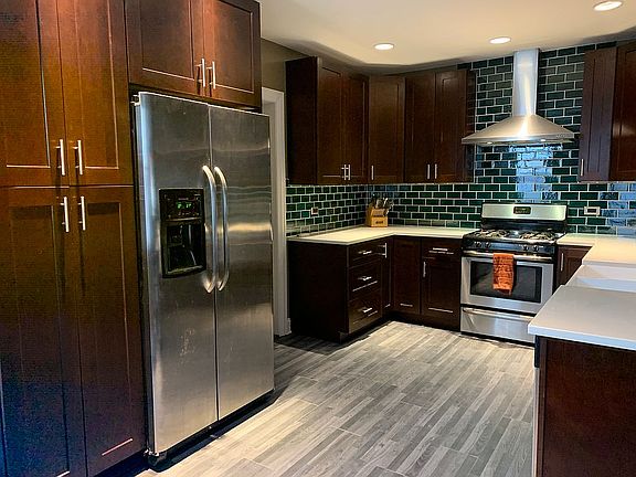 5th image of 4717 W Waveland Ave
