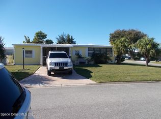 446 Egret Cir, Barefoot Bay, FL 32976