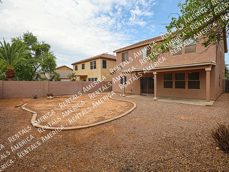 4563 E Oxford Ln — Photo 55