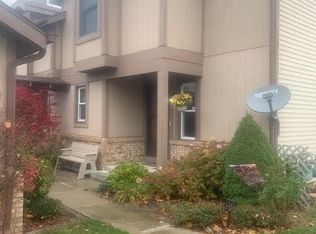 1008 Valley Grove Dr #1008, Maumee, OH 43537