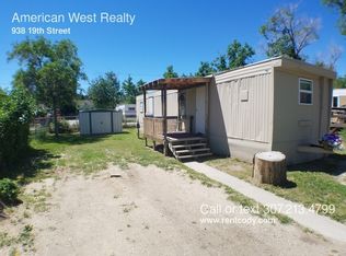 938 19th St, Cody, WY 82414