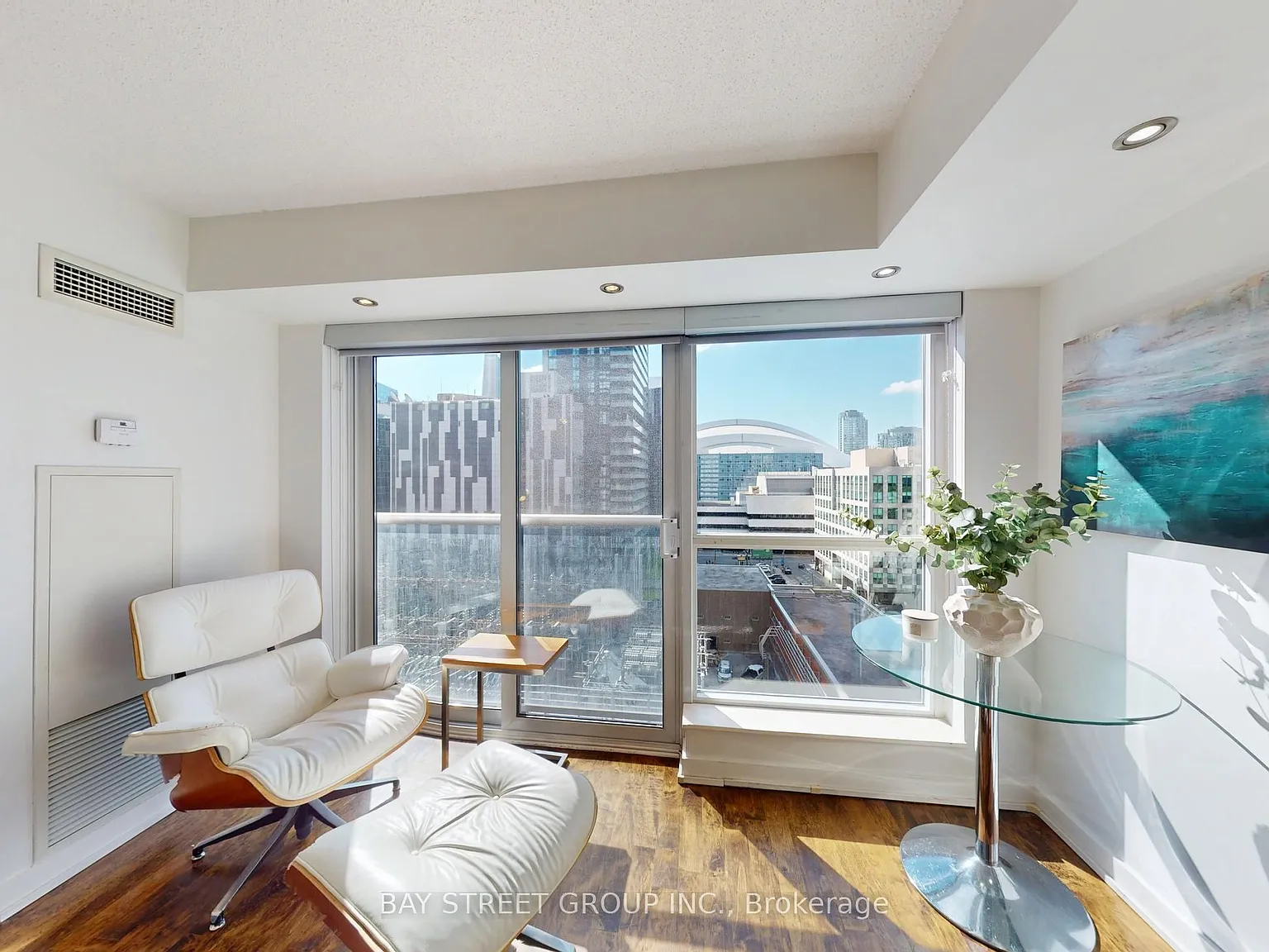 1 bed, $2,200 — Photo 4