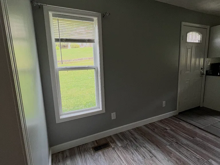Harper Ln — Photo 2