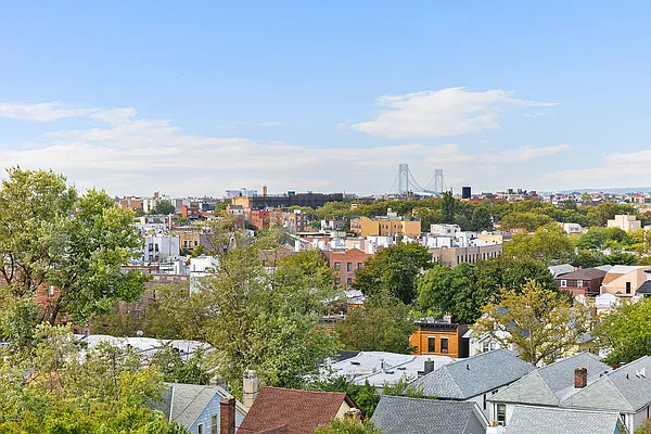 Sold by Compass | media 9