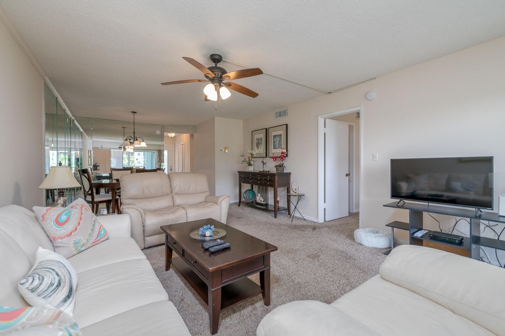2731 NE 14th St #427, photo 9