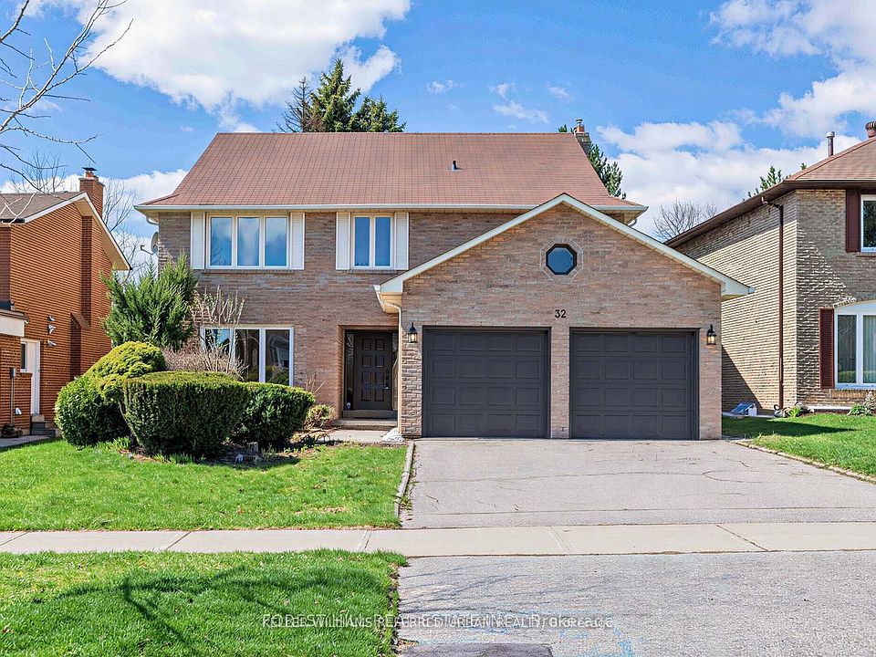 1st image of 32 Saddletree Dr