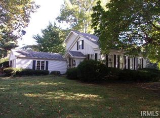 906 10th St, Covington, IN 47932