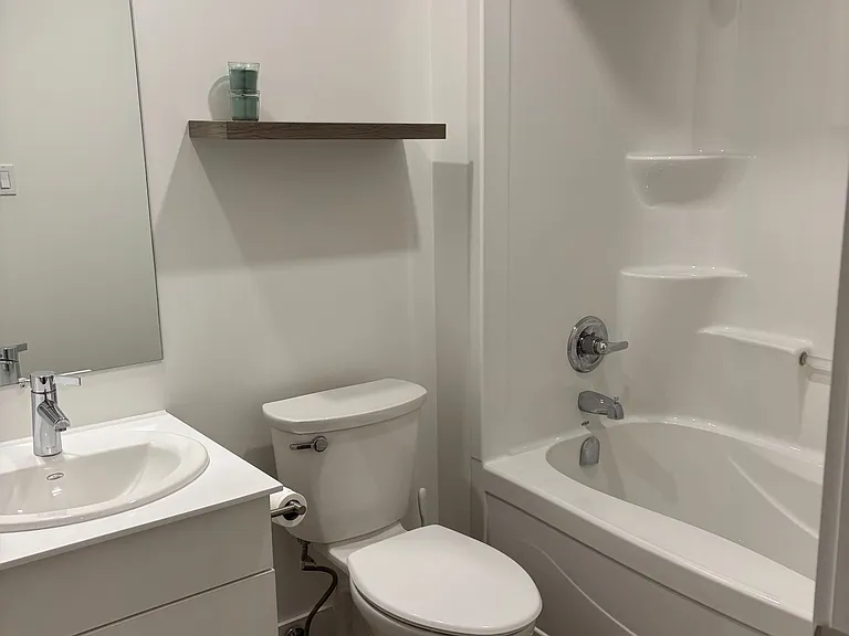 69 Curtis St #302 — Photo 8
