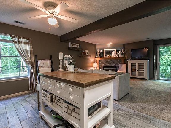 4th image of 6140 NE Moonstone Ct
