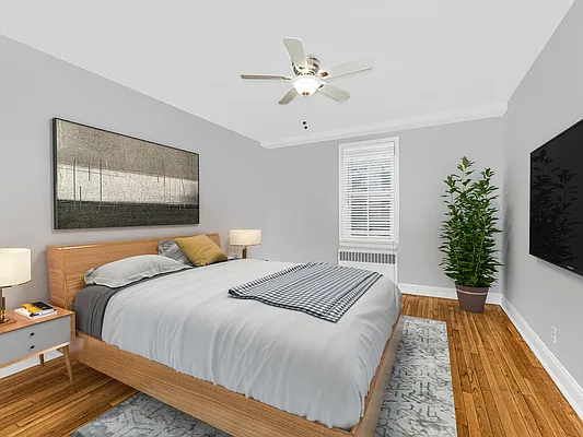 Sold by REMAX Distinguished Homes | media 28