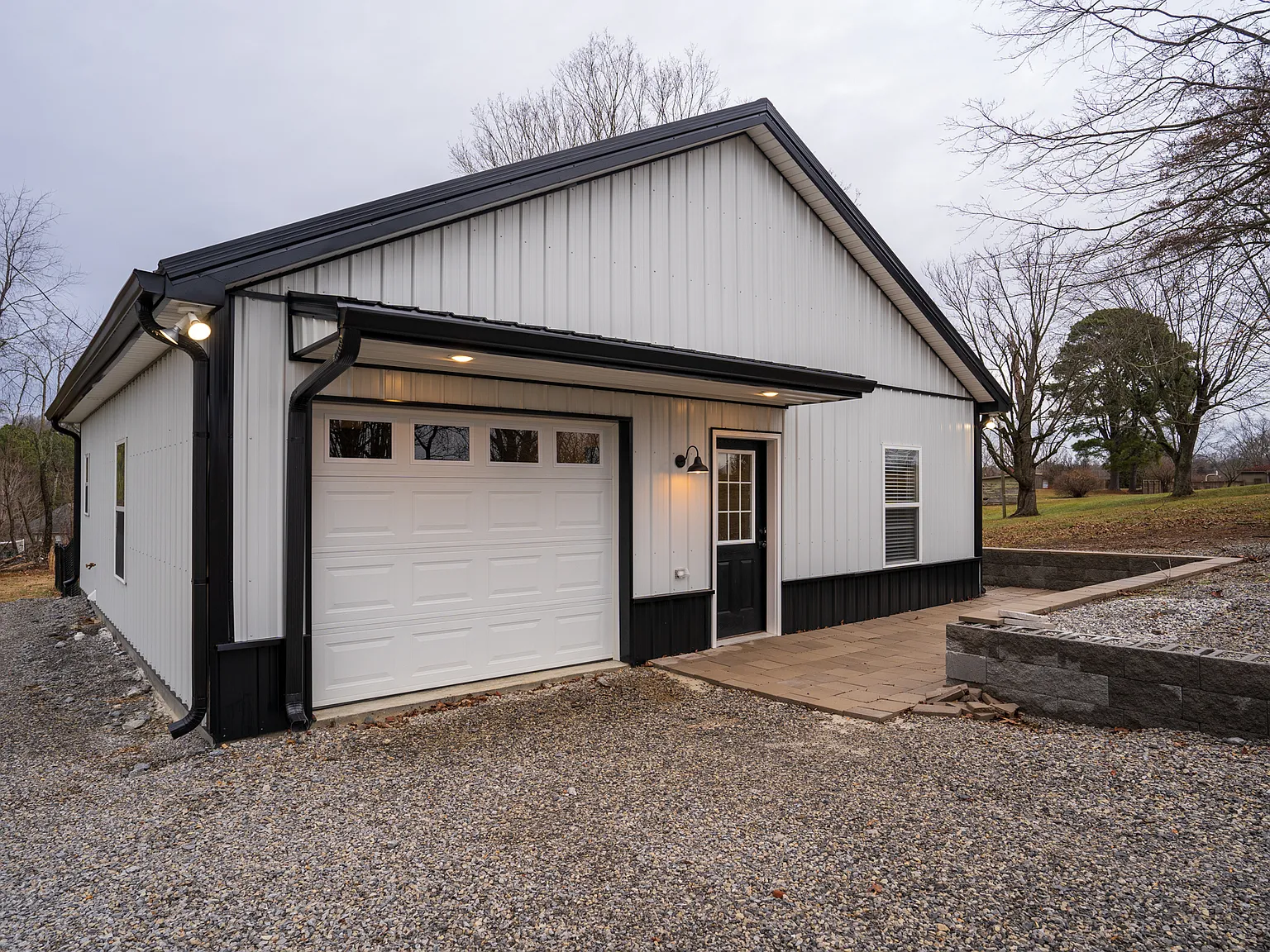 5577 New Chapel Rd — Photo 2