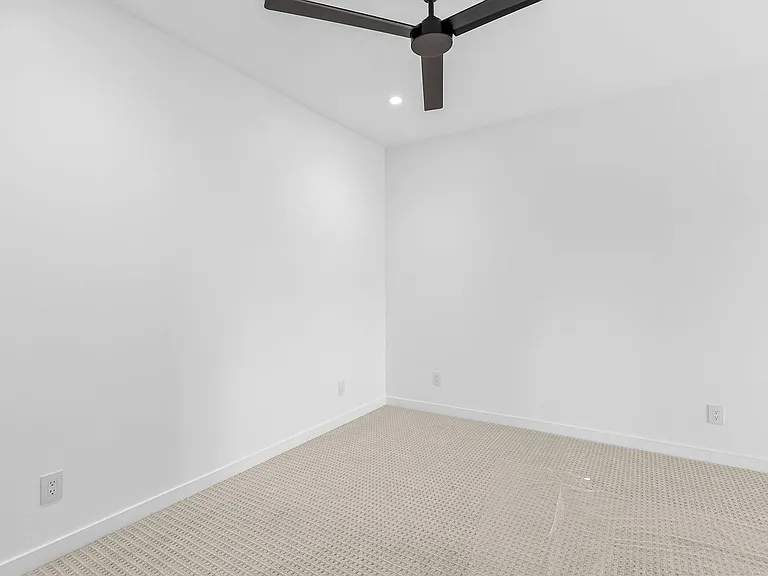1268 Oregon St — Photo 44