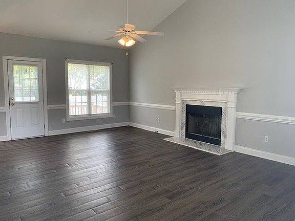 3rd image of 4429 Surrey Meadows Dr