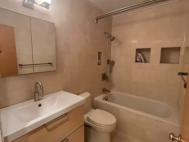 3S572 Haylett Ave — Photo 8
