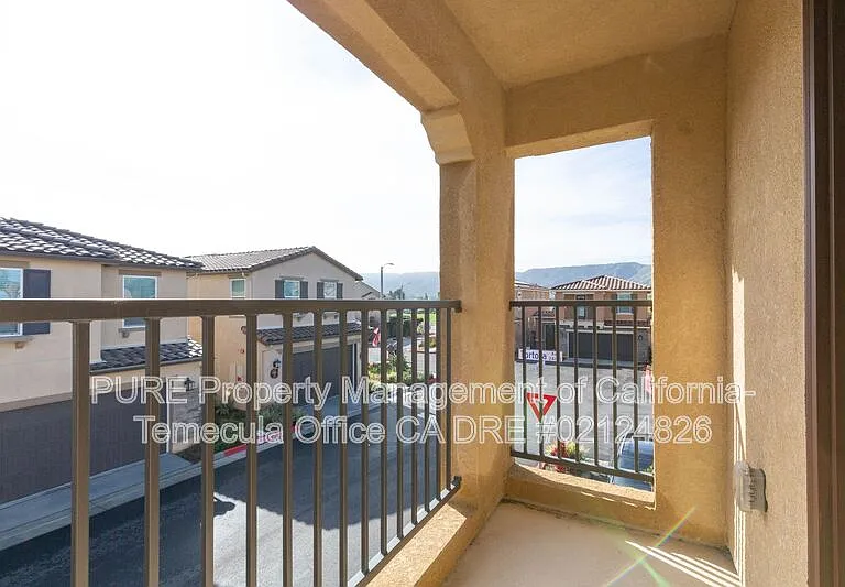 41966 Pedraza St — Photo 16