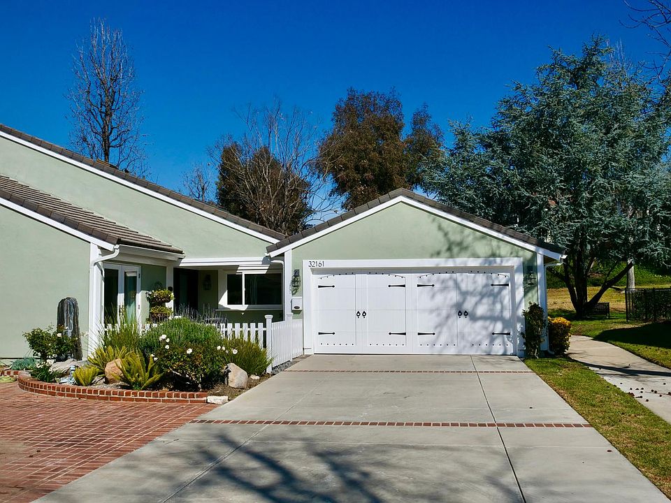 1st image of 32161 Sailview Ln