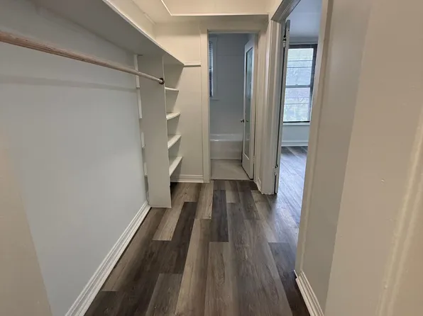 156-158 N. Central Avenue., 156-158 N Central Ave #D92a3a2df, Chicago, IL 60644