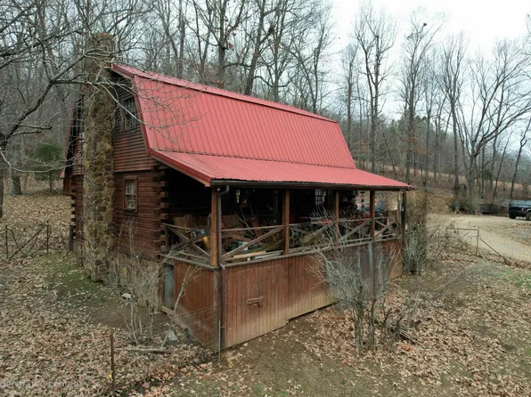 175 N Creswell Church Rd, Fredonia, KY 42411