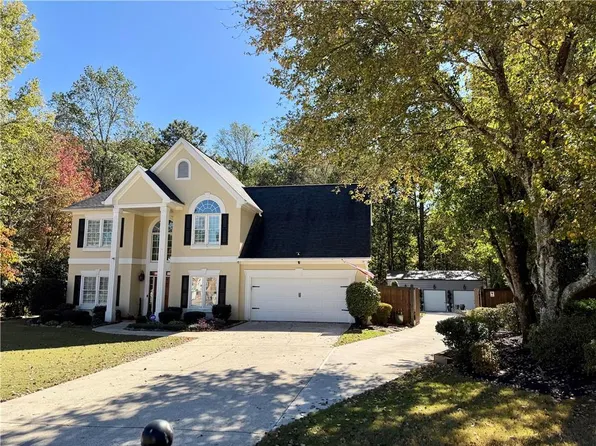 1110 Arya Dr, Roswell, GA 30076