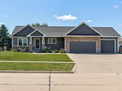 1104 NE Silkwood St, Grimes, IA, 50111