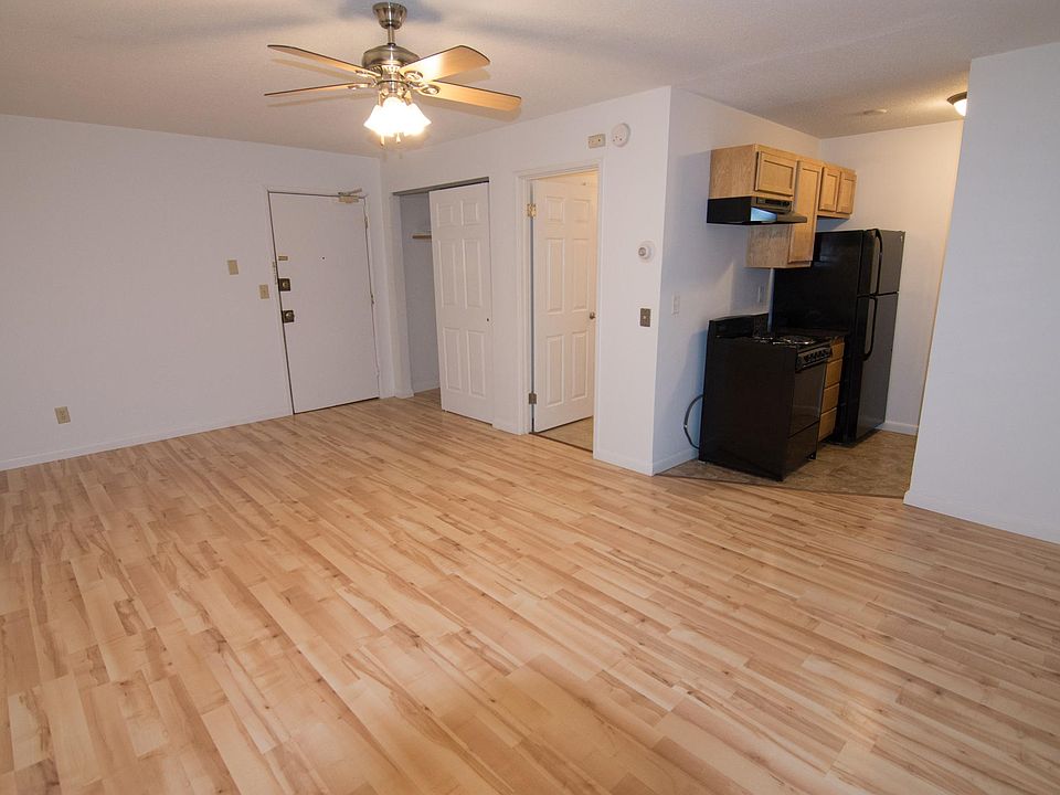 1st image of 2741 Pillsbury Ave S
