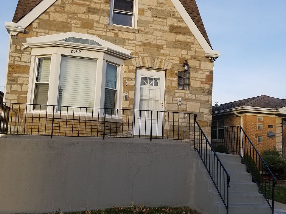 1st image of 2506 N 77th Ct