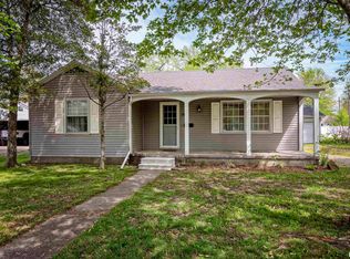 606 S 7th St, Herrin, IL 62948