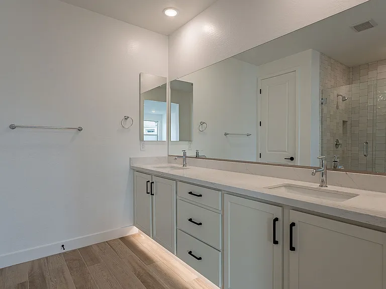 21411 W Meadowbrook Ave — Photo 26