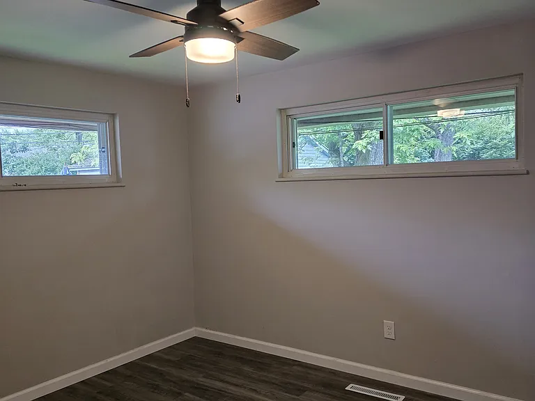 5644 Shady Oak St — Photo 13