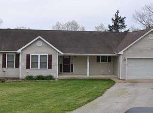 5600 Eagles Valley Dr E, House Springs, MO 63051