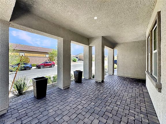 5th image of 717 Gibbons Grove St