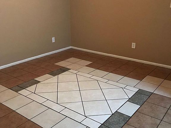 5th image of 743 E Wier Ave APT 3