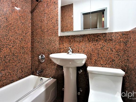 5th image of 1864 Lexington Ave APT 5N