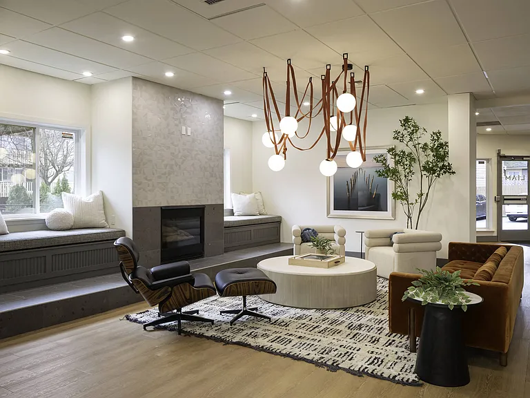 Liam Apartments — Photo 11