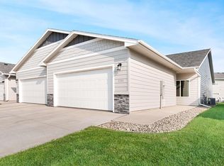 2306 E Copalis Pl, Sioux Falls, SD 57108