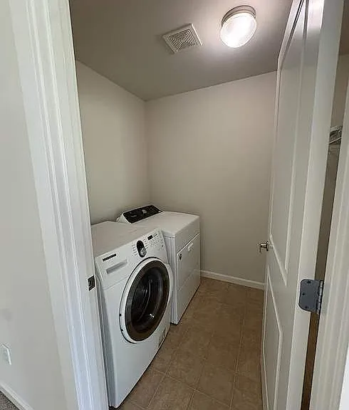 630 Kitsap Ave NE — Photo 9