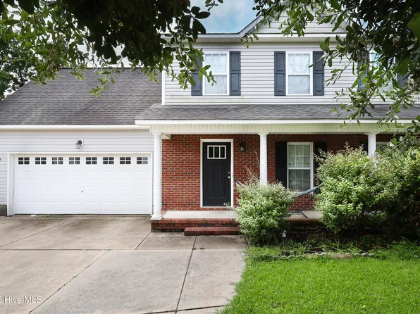 112 Dillard Lane, Richlands, NC 28574