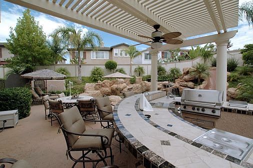 BBQ w/beer tap,single burner,buffet warmers, sink