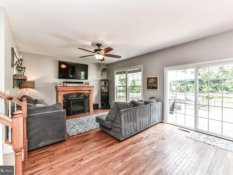 14104 Flicker Ct — Photo 14