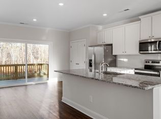 5311 River Reach Dr, Raleigh, NC 27616