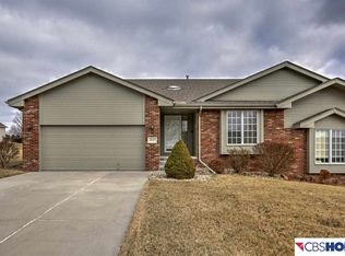 6937 S 163rd St, Omaha, NE 68136