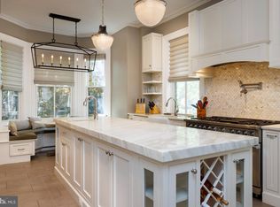 2222 Delancey Pl, Philadelphia, PA 19103