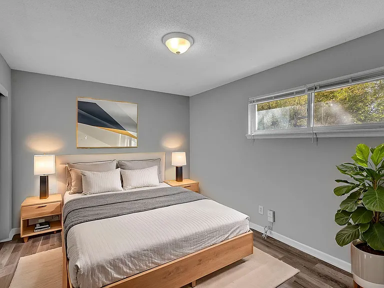Barat Ave Apartments — Photo 2