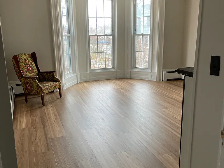 139 Pine St #1 — Photo 6