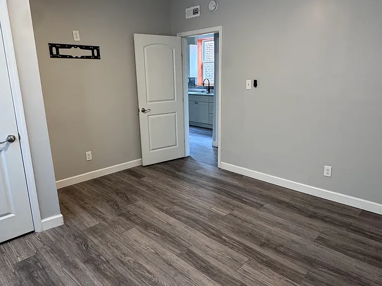 1176 Hodiamont Ave #2F — Photo 7
