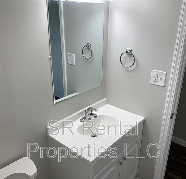 216 Bridge St #A — Photo 8