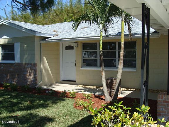 2nd image of 820 E Richland Ave