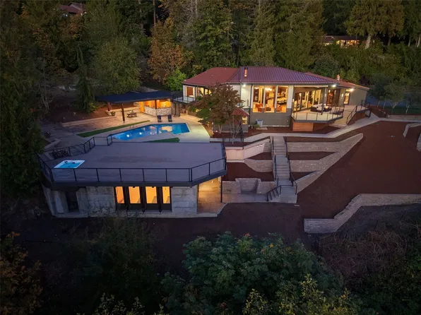 12013 206th Place SE, Issaquah, WA 98027